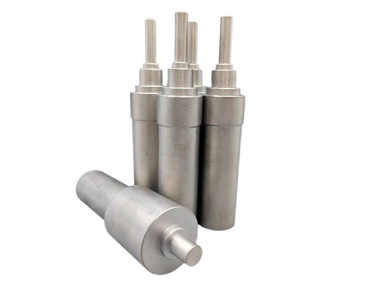 mit einer Breite von mehr als 20 mm,